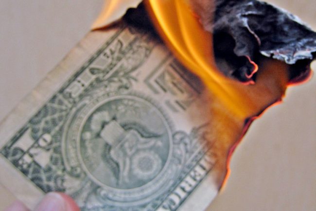 Saving Money vs. Making Money – Tips You Should Not Ignore