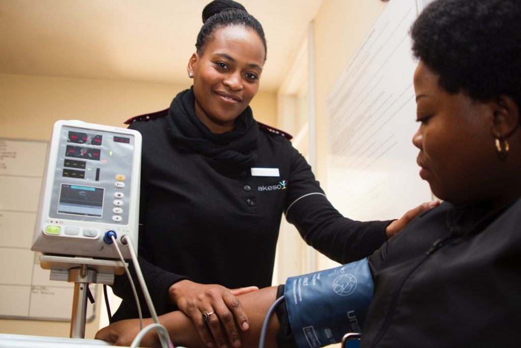 Considering Travel Nursing? Here Are Some Tips on How You Can Maximize Earnings…