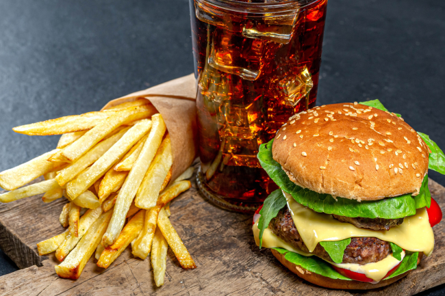 12 Forgotten Fast-Food Sandwiches from the ’70s That Quietly Disappeared