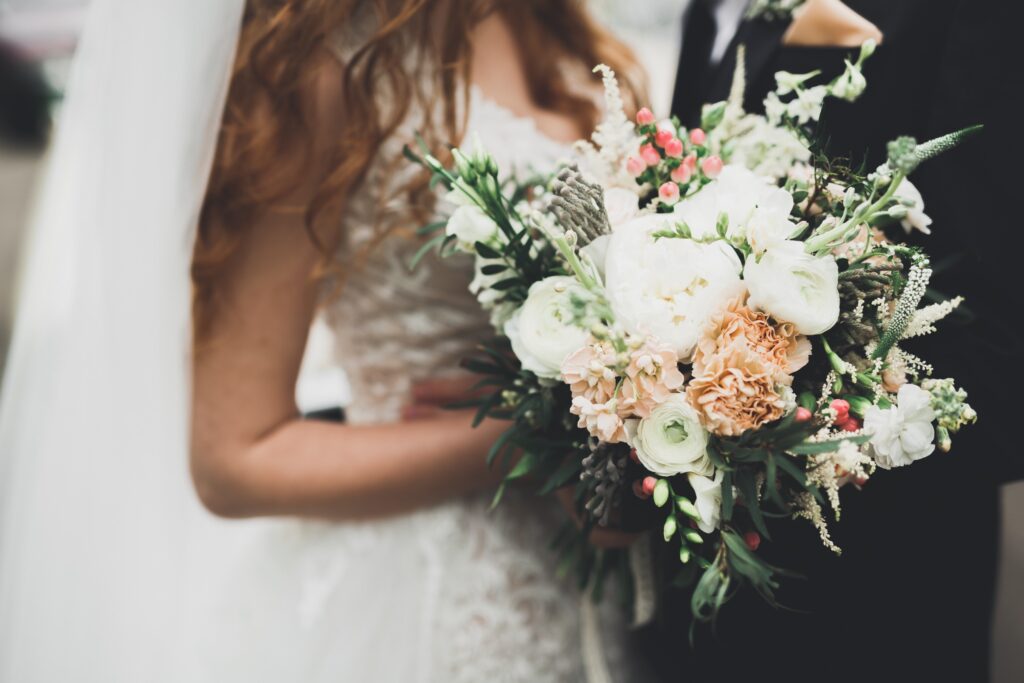 12 Wedding Gifts That Become Useless Within a Month