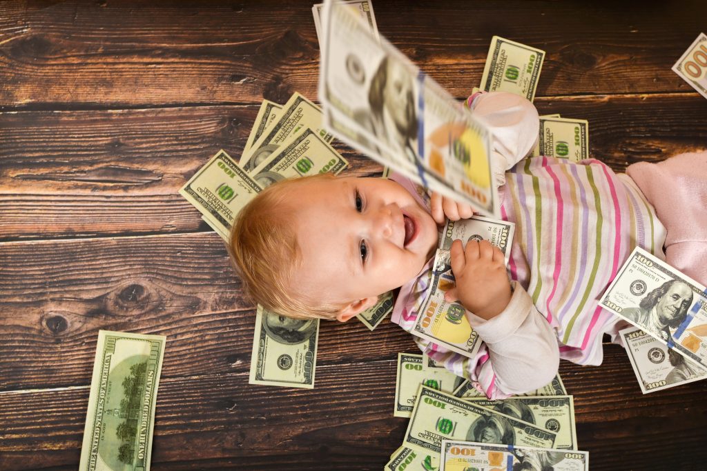 8 Financial Mistakes Parents Make When Having Kids Too Young
