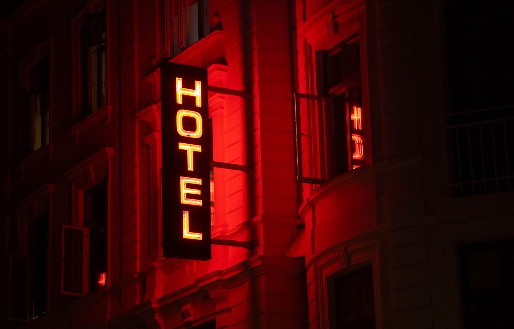 Hotel Red Flags: 5 Signs Your Room Isn’t Safe