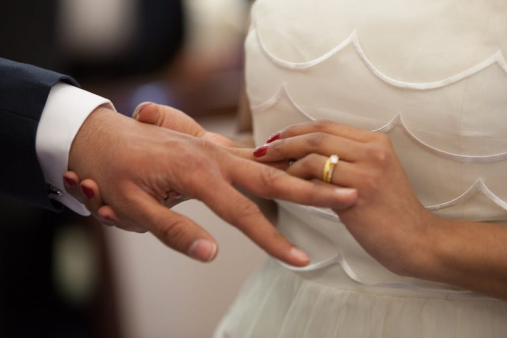9 Marriage Proposals That Almost Always End in “No”