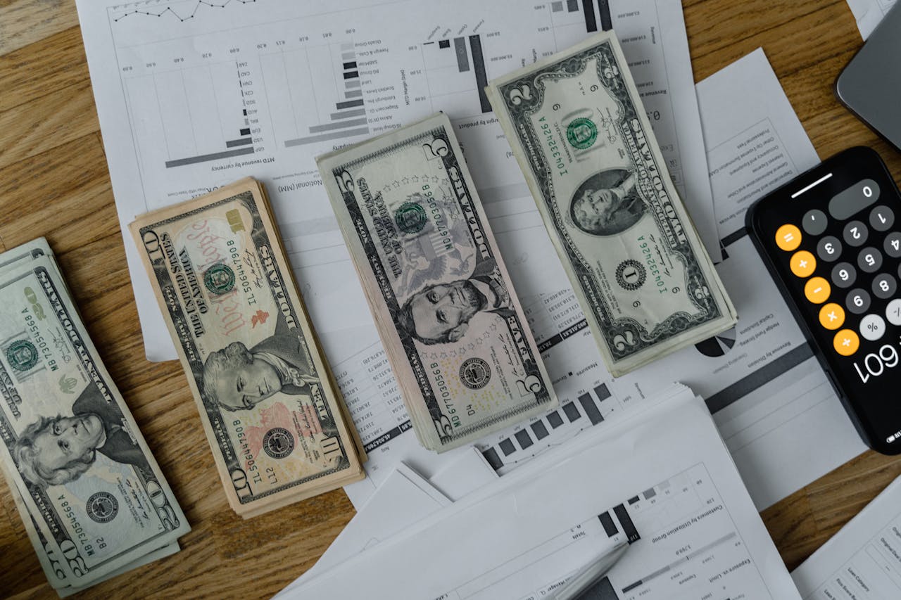 budgeting money