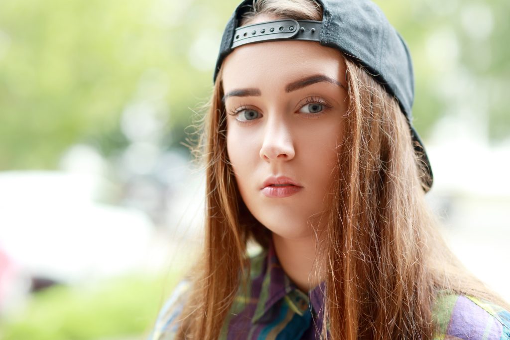clues your teen is lying