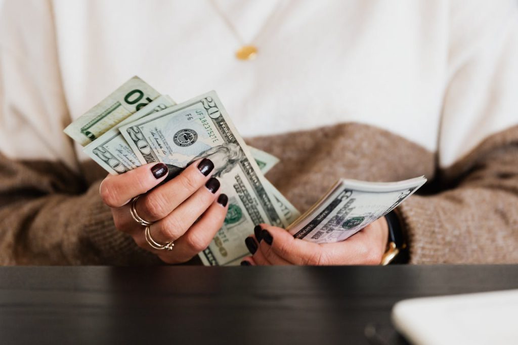 You’re Overpaying for Internet If You’re Still Doing This in 2025