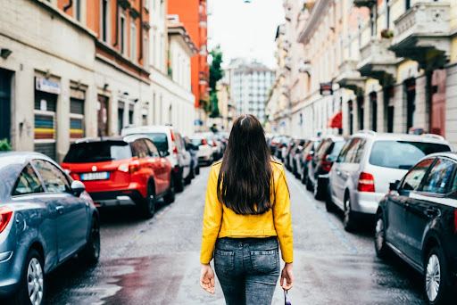 The Female Nomad’s Guide to Traveling