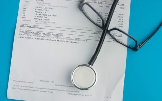 6 Medical Bills That Become Permanent Debt After a Legal Ruling