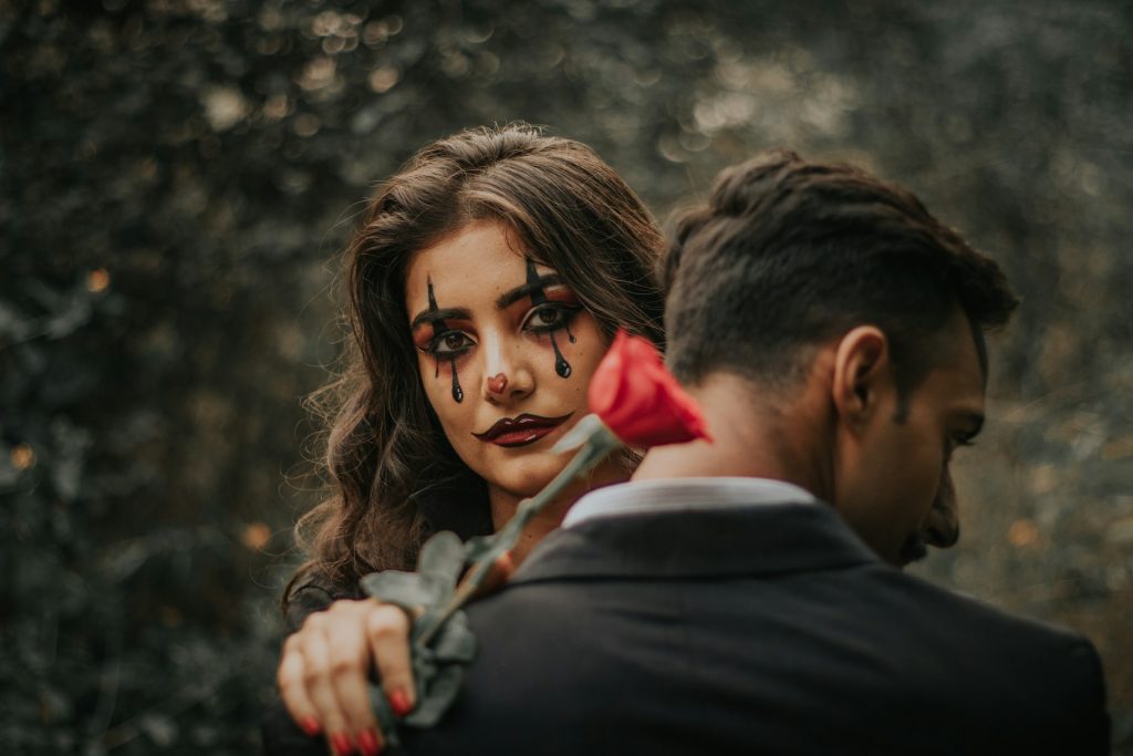 12 Innocent Phrases That Actually Make You Sound Condescending