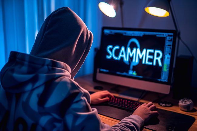 8 Things Your Obituary Might Accidentally Reveal to Scammers