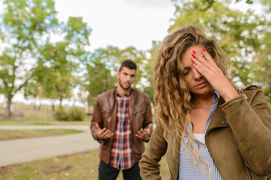romantic gestures women hate