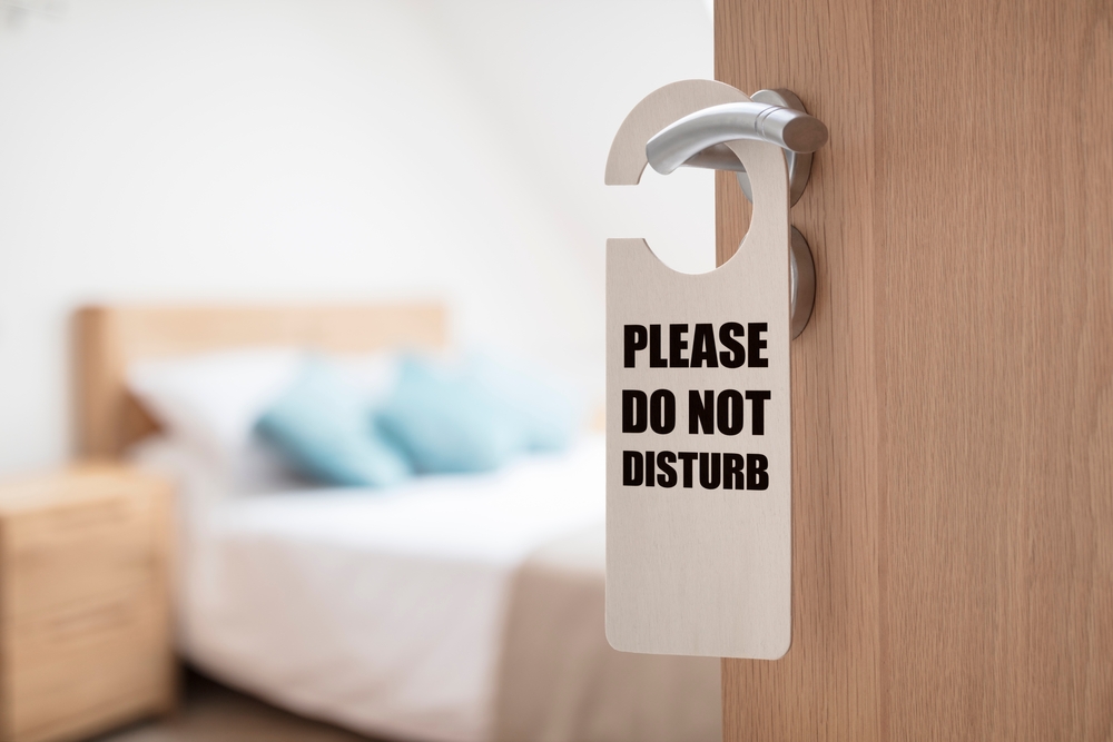 7 “Harmless” Things You Do in a Hotel That Housekeepers Absolutely Despise
