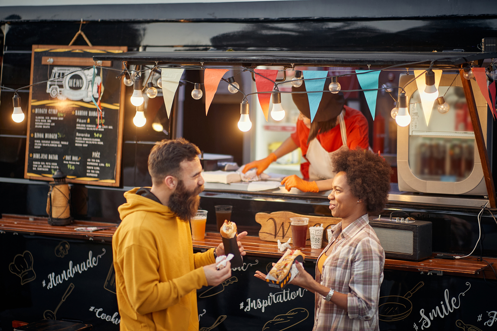 6 Conversations Women Should Stop Having With Strangers